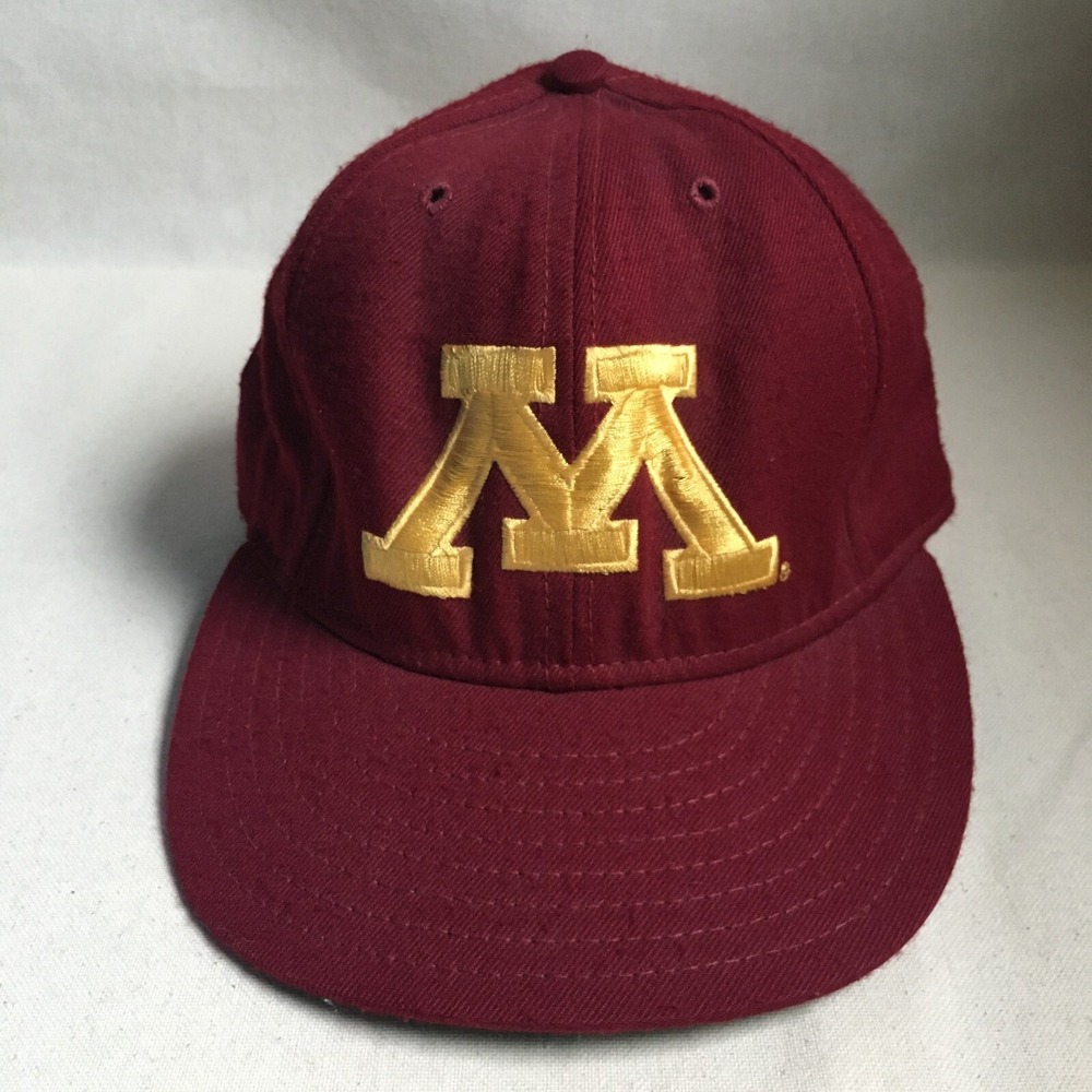 VINTAGE Minnesota Golden Gophers Hat Cap Mens Red Fitted 6 7/8 USA Football 90s